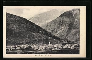 Cartolina Malè, Gesamtansicht in den Bergen
