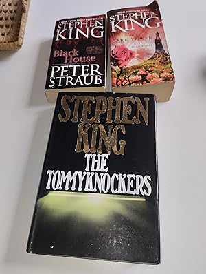 Immagine del venditore per Dark tower black house tommyknockers first stephen king venduto da Great and rare books