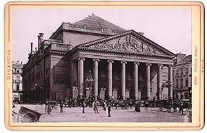 Fotografie Römmler, Jonas, Dresden, Ansicht Bruxelles, Theatre Royal mit wartenden Kutschen