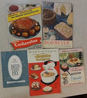 VINTAGE LOT OF COOKBOOKS SUNBEAM COOKAMATIC COOLERATOR DORMEYER