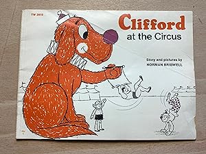 Immagine del venditore per Clifford At The Circus venduto da Neo Books