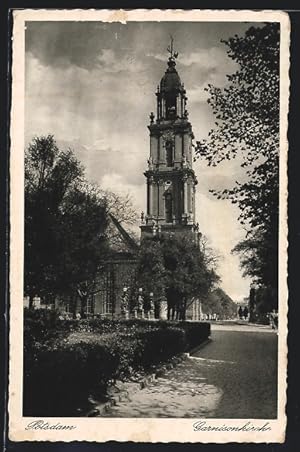 Bild des Verkufers fr Ansichtskarte Potsdam, Strassenpartie an der Garnisonkirche zum Verkauf von Bartko-Reher