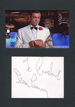 Bild des Verkufers fr Sean Connery Autograph | signed cards / album pages zum Verkauf von Markus Brandes Autographs GmbH