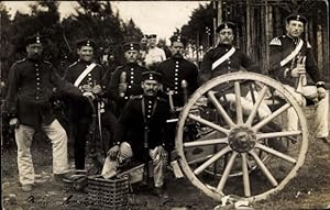 Foto Ansichtskarte / Postkarte Deutsche Soldaten in Uniformen, Bayer. Feld-Artillerie