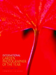 Imagen del vendedor de International Garden Photographer of the Year a la venta por Collectors' Bookstore