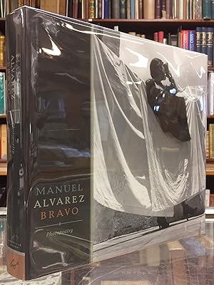 Imagen del vendedor de Manuel Alvarez Bravo: Photopoetry a la venta por Moe's Books