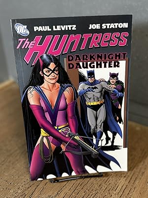 The Huntress: Darknight Daughter