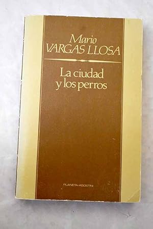 Imagen del vendedor de La ciudad y los perros a la venta por Alcan Libros