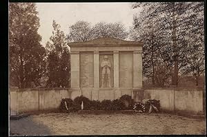 Fotografie Otto Blaubach, Naumburg, Ansicht Lodersleben, Kriegerdenkmal 1914-1917