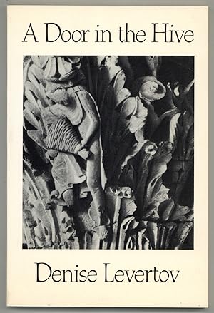 Imagen del vendedor de A Door in the Hive a la venta por Between the Covers-Rare Books, Inc. ABAA