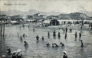 Ansichtskarte / Postkarte Viareggio Toscana, Ora del bagno, Strandleben