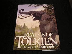 Bild des Verkufers fr Realms of Tolkien zum Verkauf von Yare Books
