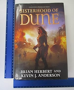 Immagine del venditore per Sisterhood of Dune: Book One of the Schools of Dune Trilogy venduto da Coas Books