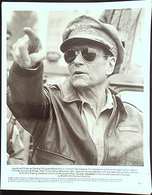 Image du vendeur pour Inchon Lot of Fifteen 8 X 10 Stills 1982 Laurence Olivier, Jacqueline Bisset! mis en vente par AcornBooksNH