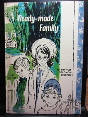 Imagen del vendedor de READY- MADE FAMILY a la venta por The Book Abyss