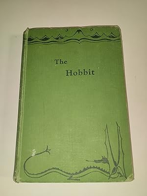 Bild des Verkufers fr The hobbit first edition 1946 signed with drawing by Gandalf (Ian Mackellan) Tolkien zum Verkauf von Great and rare books