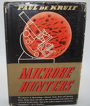 Image du vendeur pour Microbe Hunters mis en vente par Easy Chair Books