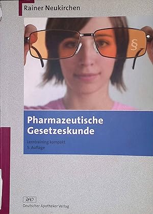 Bild des Verkufers fr Pharmazeutische Gesetzeskunde: Lerntraining kompakt. zum Verkauf von books4less (Versandantiquariat Petra Gros GmbH & Co. KG)