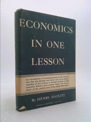 Bild des Verkufers fr Economics in One Lesson, zum Verkauf von ThriftBooksVintage