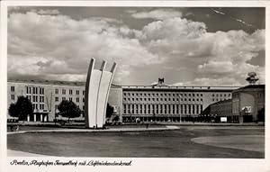 Ansichtskarte / Postkarte Berlin Tempelhof, Zentralflughafen, Luftbrückendenkmal