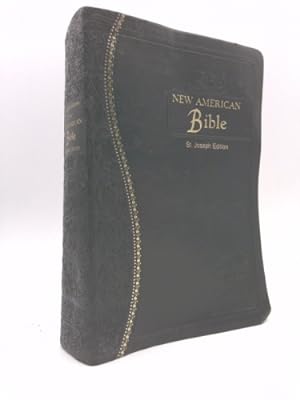 Bild des Verkufers fr Saint Joseph Bible-NABRE-Medium Size zum Verkauf von ThriftBooksVintage