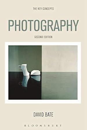 Imagen del vendedor de Photography: The Key Concepts a la venta por WeBuyBooks