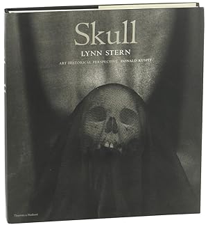 Imagen del vendedor de Skull a la venta por Kenneth Mallory Bookseller ABAA