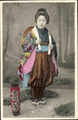 Ansichtskarte / Postkarte Japan, Mädchen in japanischer Tracht, Portrait