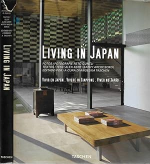 Image du vendeur pour Living in Japan mis en vente par Biblioteca di Babele