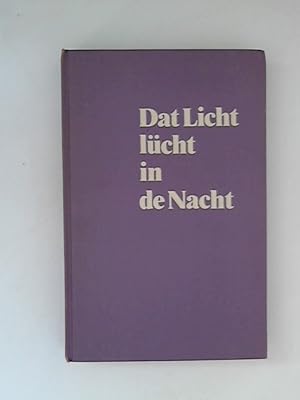 Immagine del venditore per Dat Licht lcht in de Nacht: (Plattdeutsche Predigten II) venduto da ANTIQUARIAT FRDEBUCH Inh.Michael Simon
