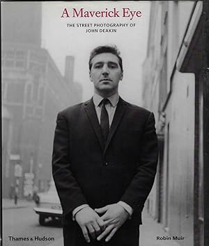Immagine del venditore per A Maverick Eye The Street Photography of John Deakin venduto da Walden Books