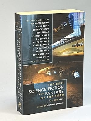 Imagen del vendedor de THE BEST SCIENCE FICTION AND FANTASY OF THE YEAR, VOLUME FIVE (5) a la venta por Bookfever, IOBA  (Volk & Iiams)