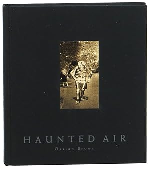 Immagine del venditore per Haunted Air: A Collection of Anonymous Hallowe'en Photographs America c. 1875-1955 venduto da Kenneth Mallory Bookseller ABAA