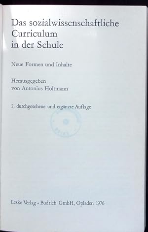 Seller image for Das sozialwissenschaftliche Curriculum in der Schule. for sale by Antiquariat Bookfarm