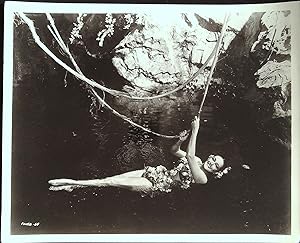 Bild des Verkufers fr Road to Bali 8 X 10 Still 1953 Dorothy Lamour! zum Verkauf von AcornBooksNH