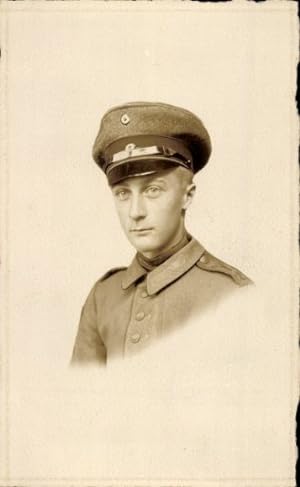 Foto Ansichtskarte / Postkarte Soldat in Uniform, Portrait