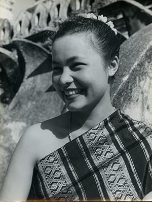 Indochina Young Woman portrait Smile Old Photo 1950 #3