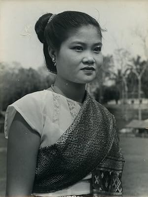 Indochina Young Woman portrait Old Photo 1950 #4