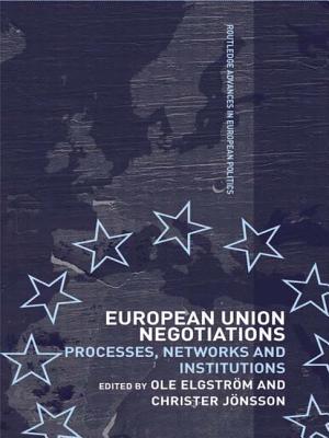 Imagen del vendedor de European Union Negotiations: Processes, Networks and Institutions (Paperback or Softback) a la venta por BargainBookStores