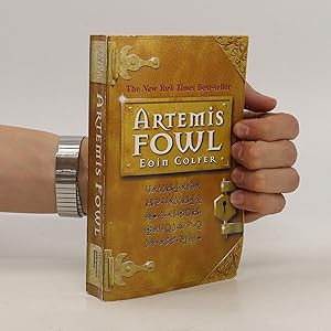 Bild des Verkufers fr Artemis Fowl zum Verkauf von Bookbot