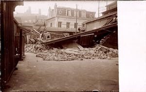 Foto Ansichtskarte / Postkarte Zerstörtes Gebäude, Trümmer, Ruine
