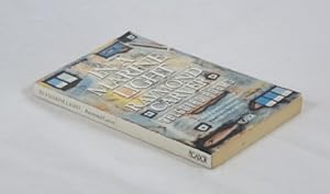 Image du vendeur pour In a Marine Light: Selected Poems (Picador Books) mis en vente par WeBuyBooks
