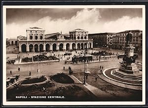 Ansichtskarte Napoli, Stazione Centrale, Bahnhof mit Strassenbahn und Leuten