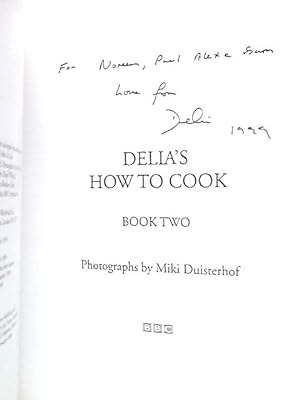Bild des Verkufers fr Delia's How to Cook, Book Two zum Verkauf von World of Rare Books