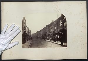 Photo H. J. Whitlock, Birmingham, Ansicht Birmingham, Dudley Street with T. Moore Store, 1867