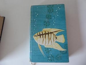 Seller image for Das Aquarien- und Terrarienbuch. Das Haus- und Handbuch der Vivaristik. Hardcover for sale by Deichkieker Bcherkiste