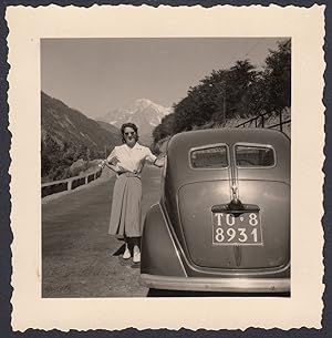 Automobile FIAT da identificare parcheggiata, 1950 Fotografia vintage