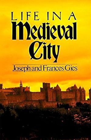 Bild des Verkufers fr Life in a Medieval City: 1 (Medieval Life) zum Verkauf von WeBuyBooks 2