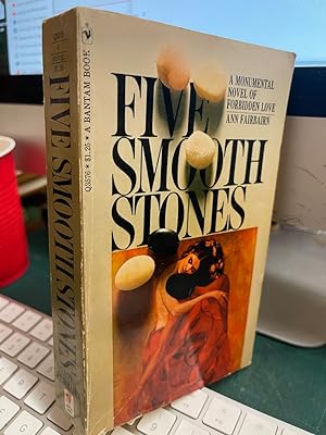 Imagen del vendedor de Five Smooth Stones a la venta por Tacoma Book Center