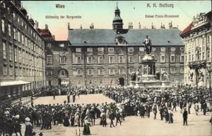 Ansichtskarte / Postkarte Wien, Ablösung der Burgwache, Hofburg, Kaiser-Franz-Monument
